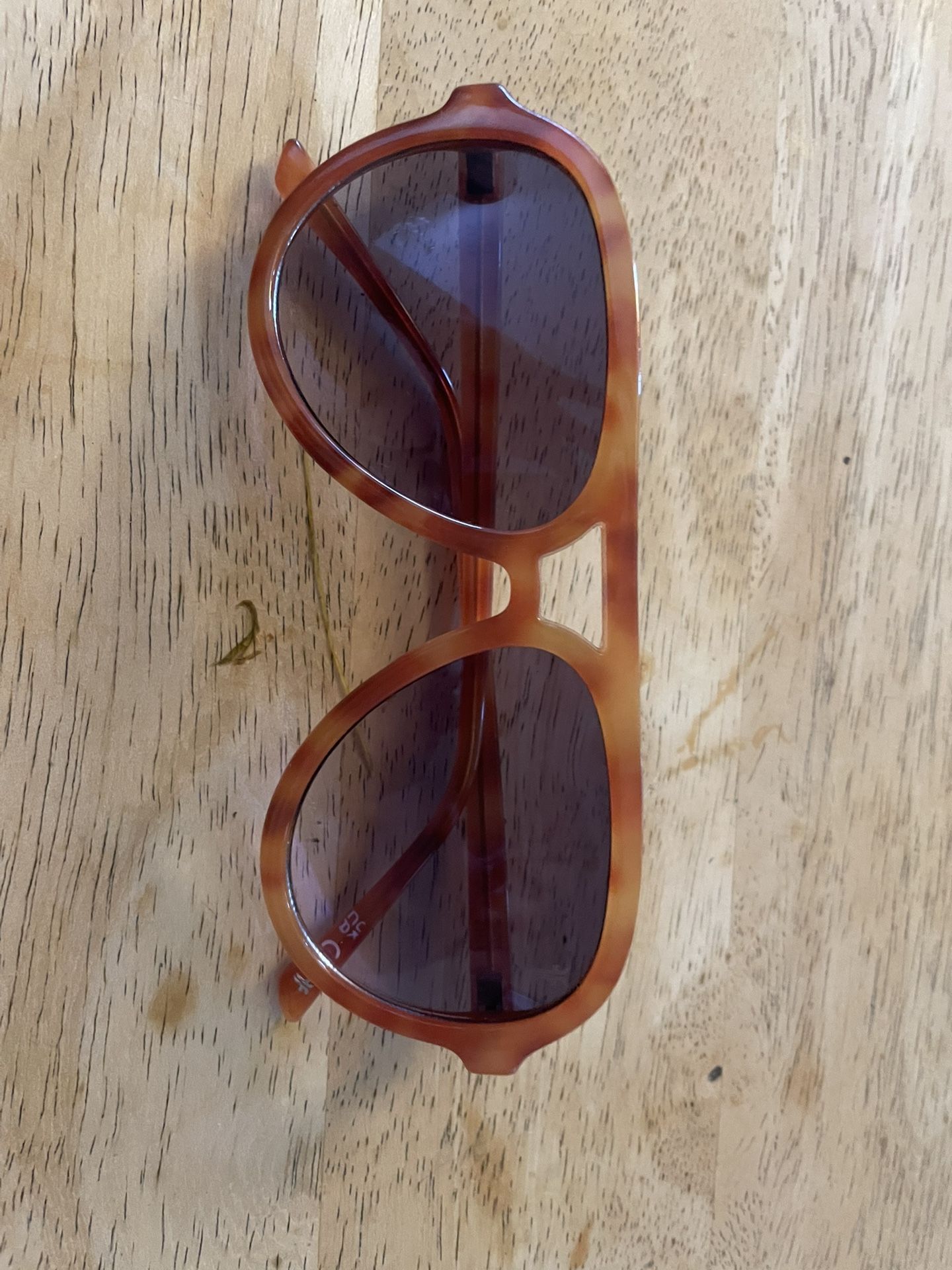 Frye Sunglasses, These Are Tortoise Unisex With Clear Black Lens In Perfect Condition