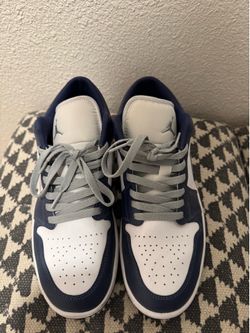 Jordan 1s Low Navy