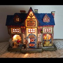 Lemax 2011 Village Collection Carnegie Stables Retired Christmas Home Decor 