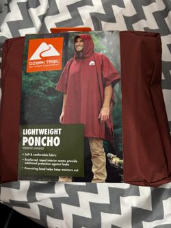 Ozark Trail Adult Lightweight Poncho - Brand New