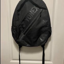 Yonex 2913EX Black Backpack bag is a special designed small sized backpack