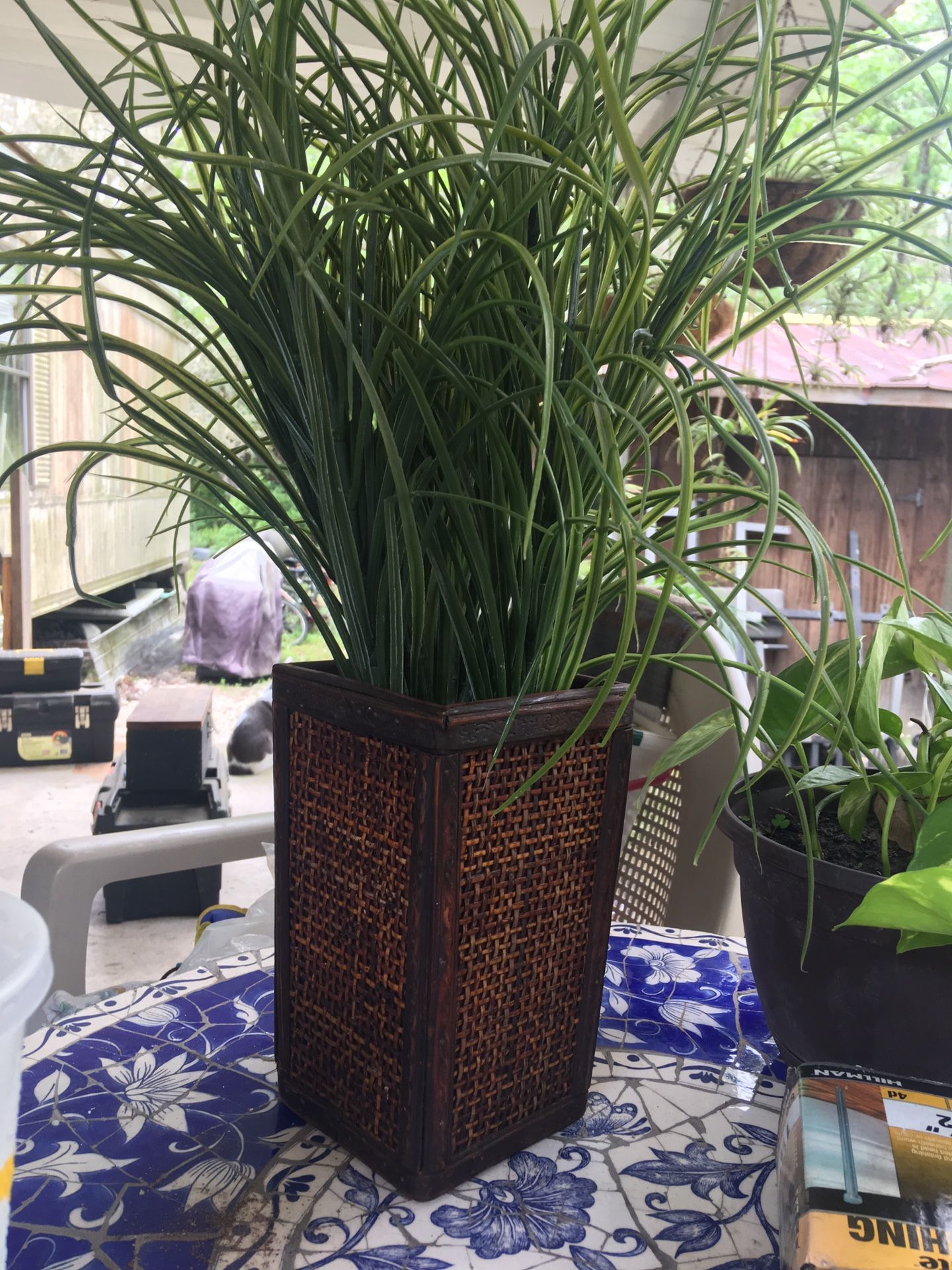 Fake table plant