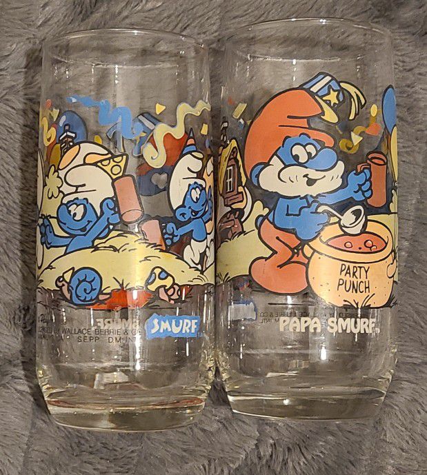 1983 Smurf Collector Glasses 