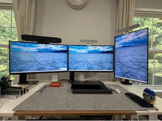 ⚡️ Home Office Monitor Bundle — 2× LG 27” 4K + Dell UltraSharp 24” + 3 Premium Stands — Like New!