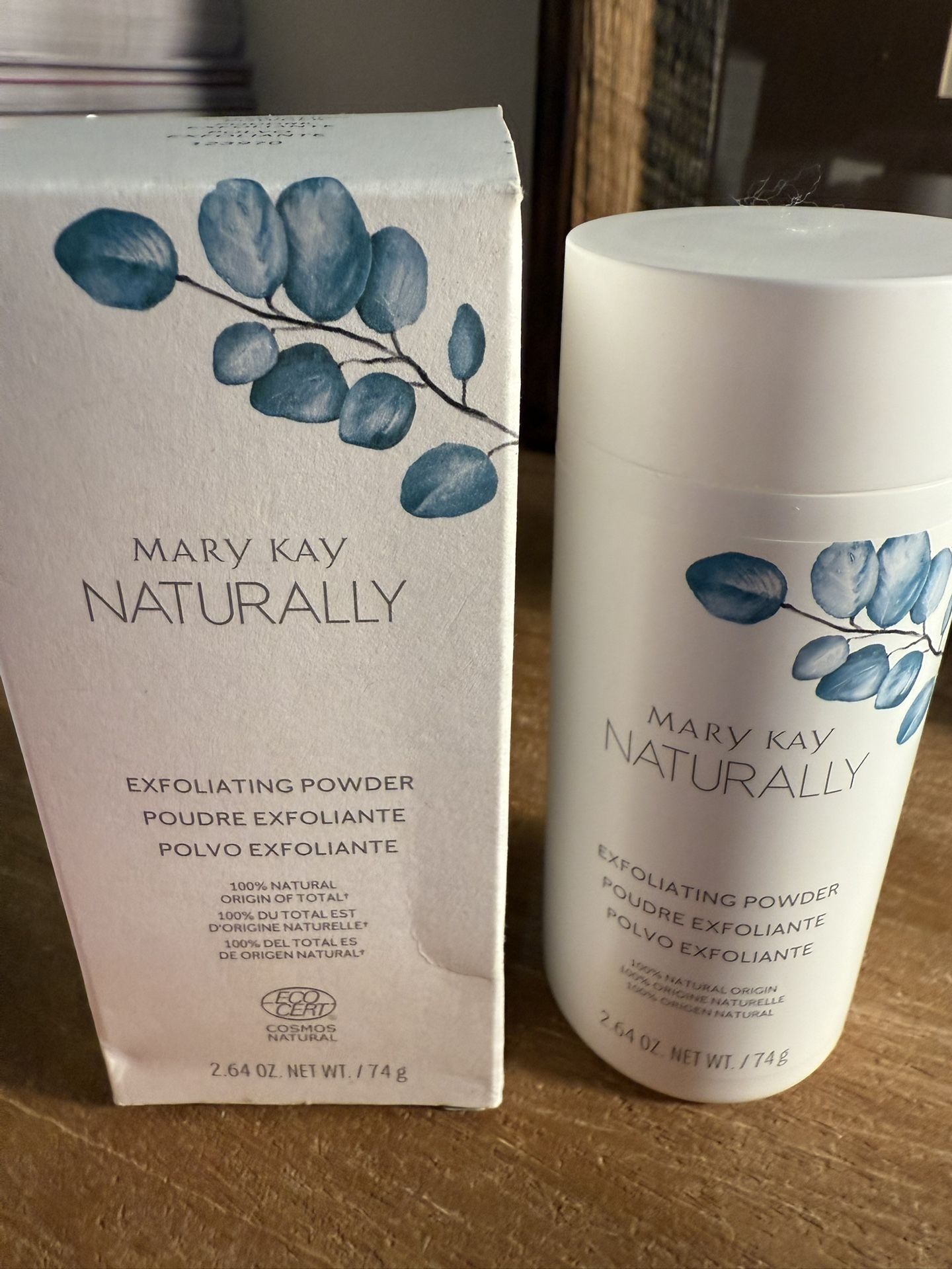 Naturally exfoliating powder