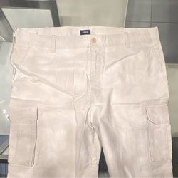 IZOD Beige Cargo Shorts Men Solid Button Pockets Regular Size