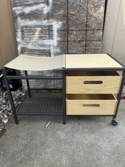 Mueble IKEA POCO USO $15