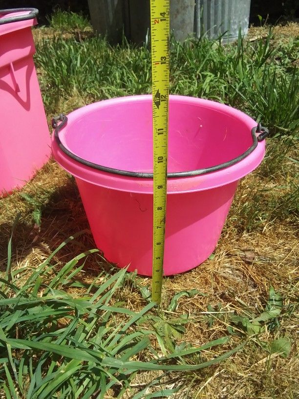 Heavy Duty Pink Pail