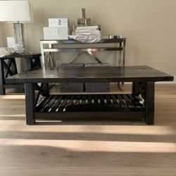 Coffee Table W/ Matching End Table 