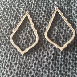 Alexis Bitter Hoop Earrings 