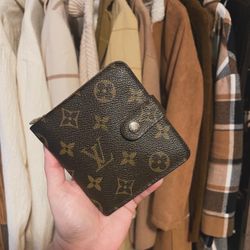 Louis Vuitton Monogram 