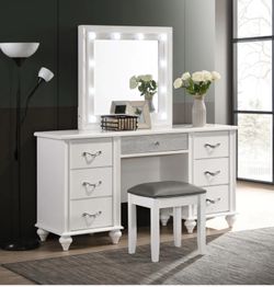 White Vanity Desk -7 Drawers With Lighted Mirror 