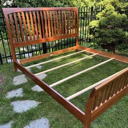 Ethan Allen King Bed Frame 