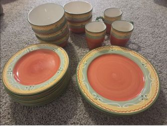 20 Piece Pfaltzgraff Set Sunrise Garden Retired