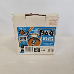 Alvey 45-C1 Side Cast Star Drag Fishing Reel in Original Box I-8127