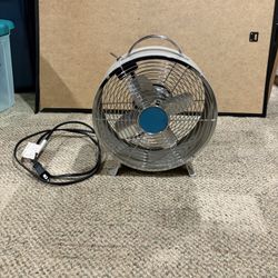 Electric Mini Fan