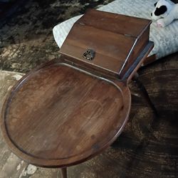 Mid-Century Modern Side Table 