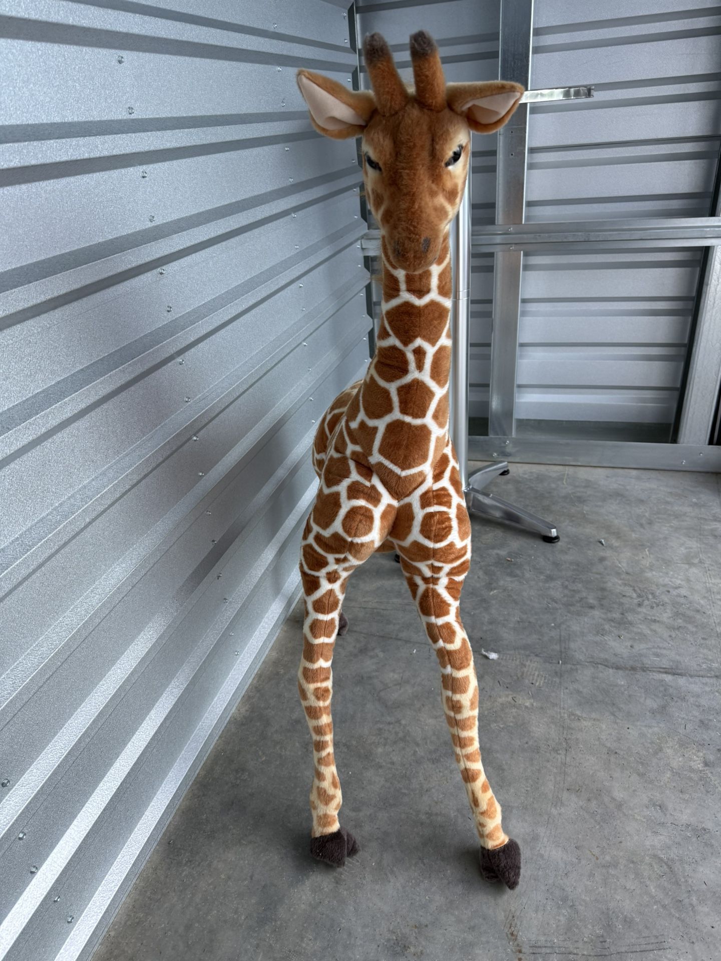 Large Giraffe