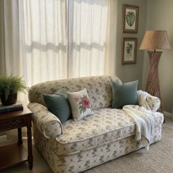 Tommy Bahama–Style Tropical Loveseat | Coastal Palm Print | SoCal Vibes 