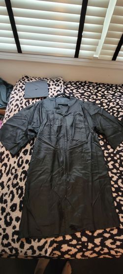 Black graduation gown