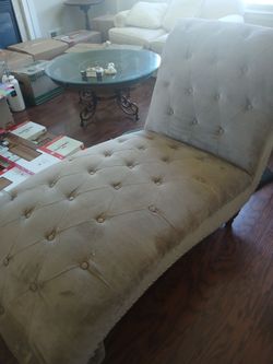 Chaise Lounge