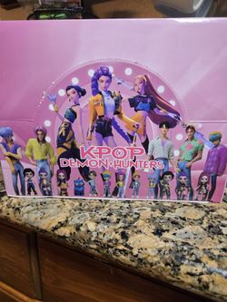 K-POP DEMON HUNTER KEYRING BLIND BOXES