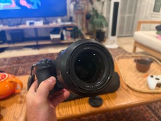 Nikon Z6 camera + 24-70mm f/4 S bundle plus lots of extras! Full frame professional videography/ photography kit
