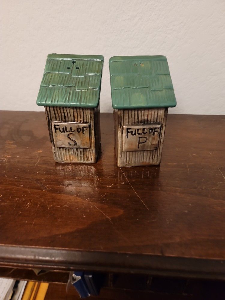 Kitschy Salt And Pepper Set
