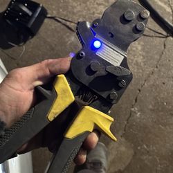 Apollo pex pinch clamp tool