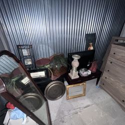 Selling Items in my storage unit