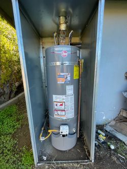 Refurbished water heaters 30/40/50 gallons