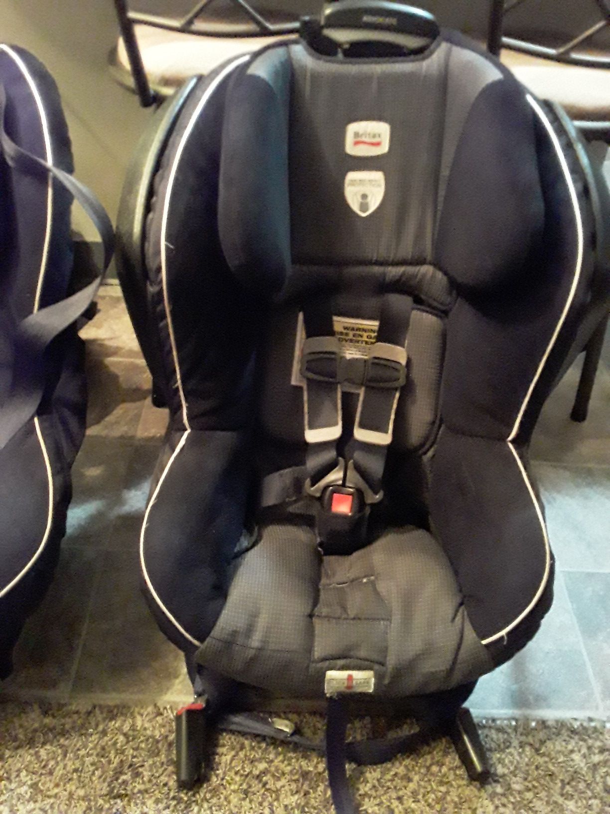 "BRITAX ADVOCATE" child car seat is within saftey standards within 6 years of manufacture date