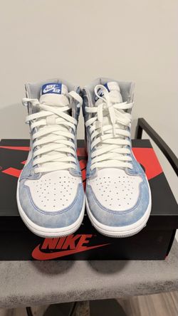 Air Jordan 1 Retro High OG “Hyper Royal” Size 10.5 Men's Sneakers