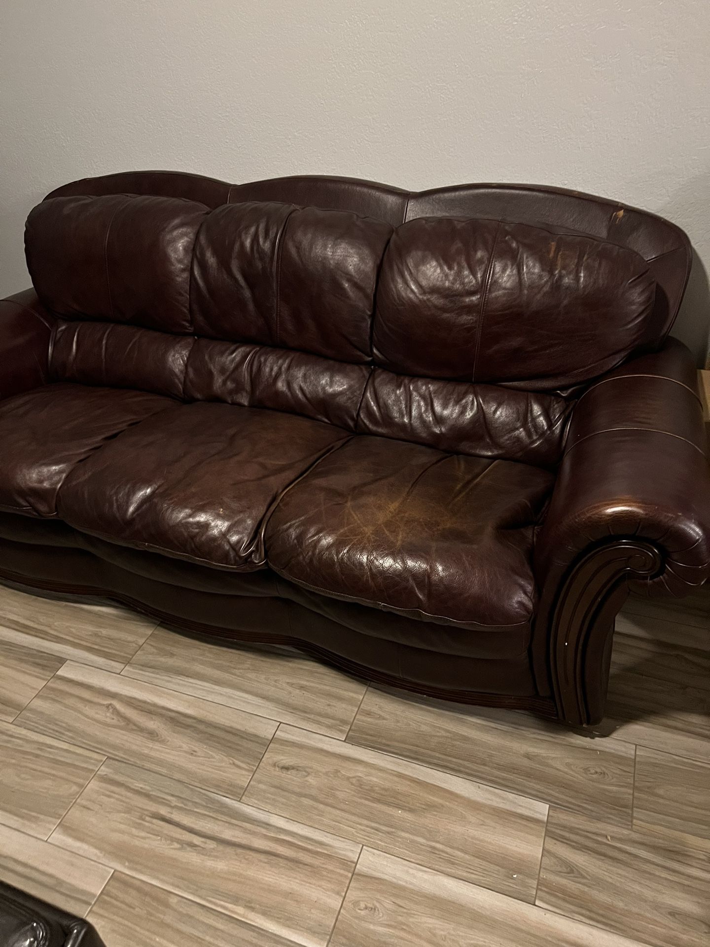 Leather Couch for Sale in Palmdale, CA OfferUp