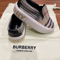 Burberry Toddler Size 24