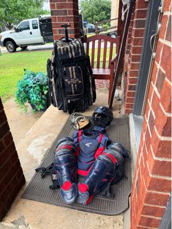 Catcher bundle with bag and mit