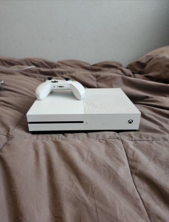 Xbox One S