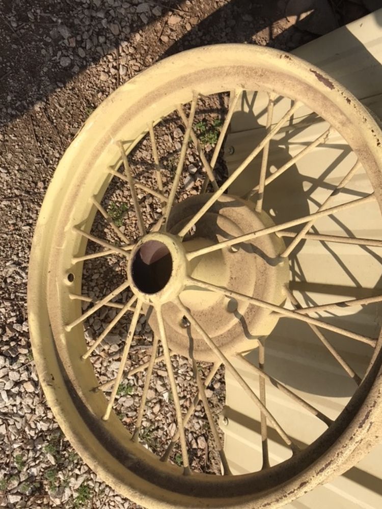 Model T Ford wheels ( 4 )