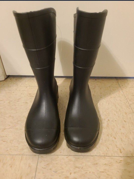 Mens Size 8 Rubber Boots - NEW