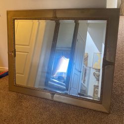 Framed Wall Mirror 