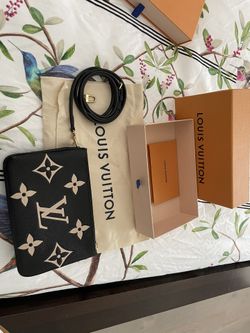 Authentic Louis Vuitton Double Zip Pochette