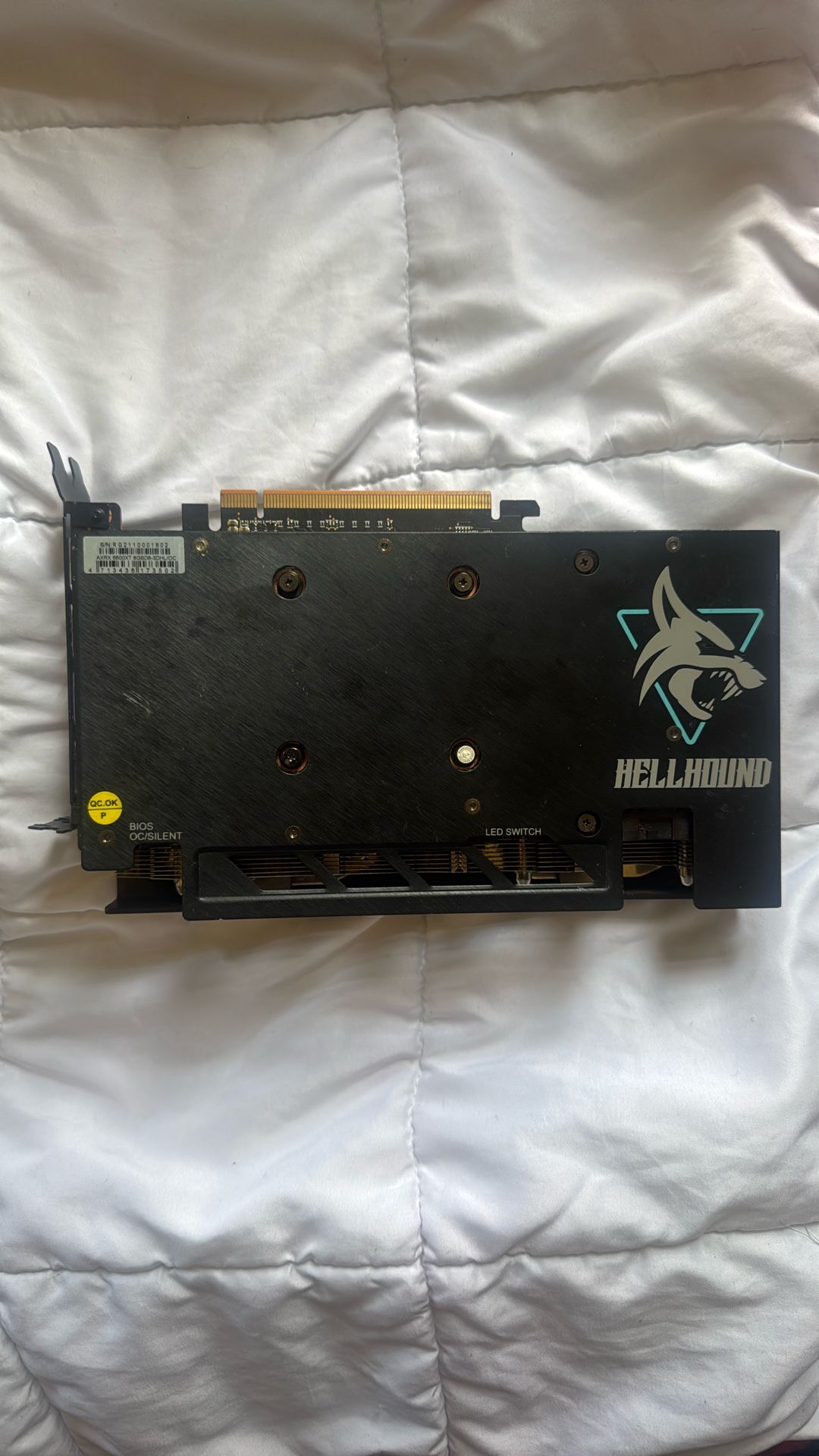 PowerColor Hellhound Radeon RX 6600 XT 8GB GDDR6 Graphics Card