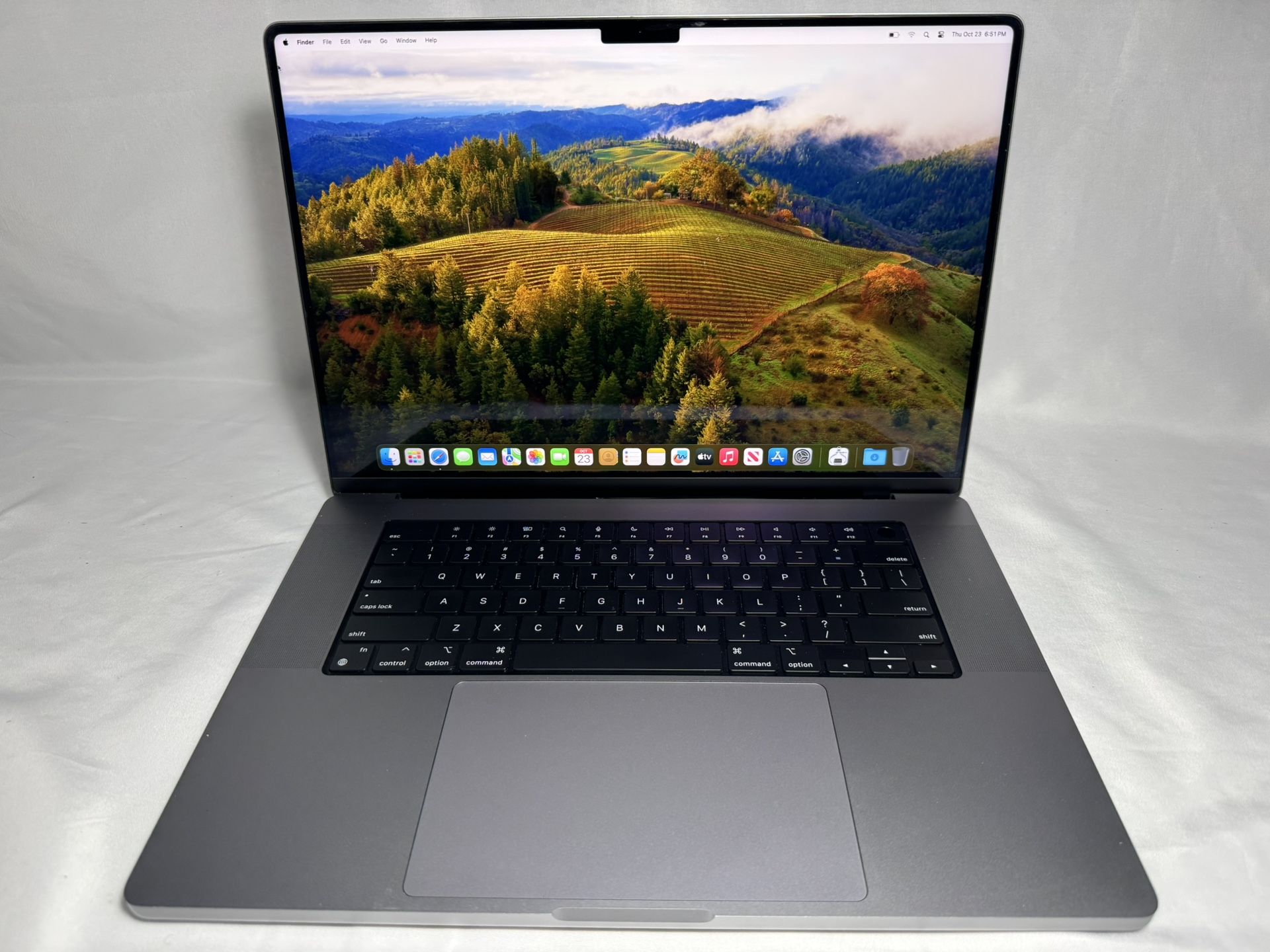 16” M1 Max MacBook Pro 32gb 1TB #897