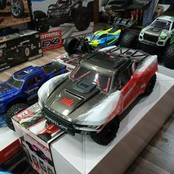 Arrma Senton BLX 2s3s Brushless Electric Short Course Truck Open Windows March Special Deal $299