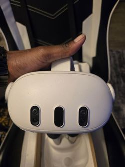 Meta Quest 3 VR Headset