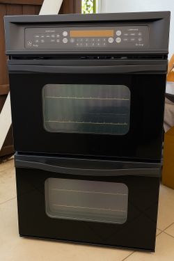 BRAND NEW GE Profile 30" Double Wall Oven - NEVER USED!