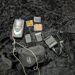 Nikon Coolpix 3500 Digital Camera Ultimate Bundle w/ OEM Charger Batteries CF Cards Y2K