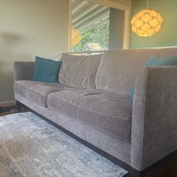 Dania Couch 