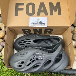 Adidas Yeezy Foam RNR Onyx Size 10k, 3k, 6, 7 & 11