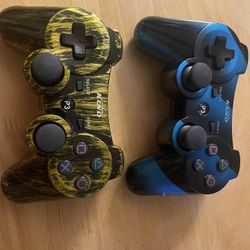 P3 Kinko Two Controllers! Look Brand New!!